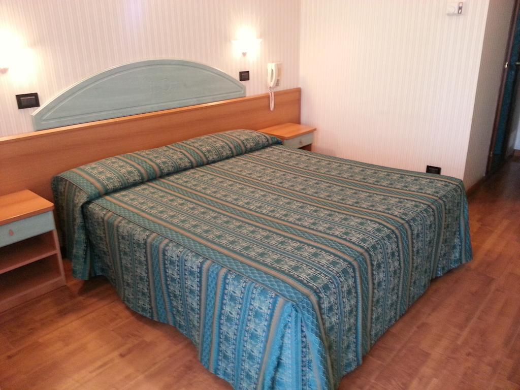Hotel President Cattolica Camera foto