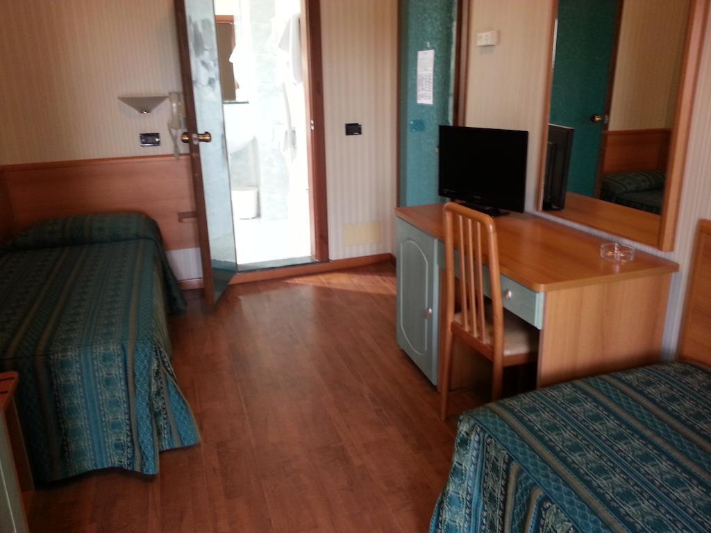 Hotel President Cattolica Camera foto