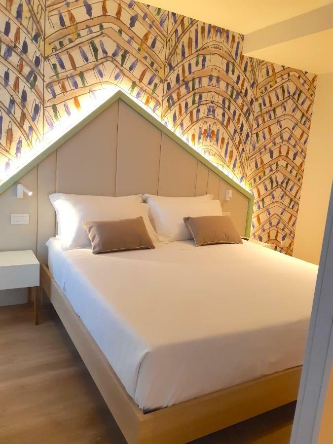 Hotel President Cattolica Esterno foto