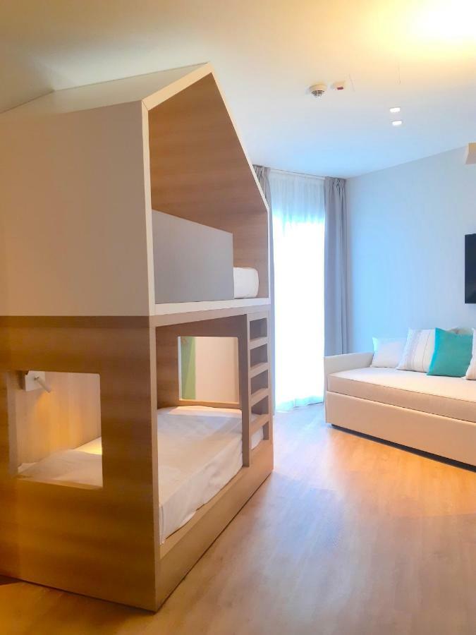 Hotel President Cattolica Esterno foto